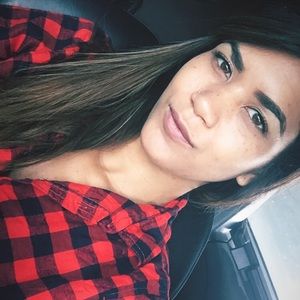 Meet your Posher, Jessenia